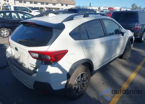 2020 Subaru Crosstrek Premium z USA, uszkodzony, nr VIN JF2GTAPC9L8223429
